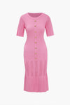 Düz Örgü Düğmeli Yuvarlak Yaka Kısa Kollu Elbise