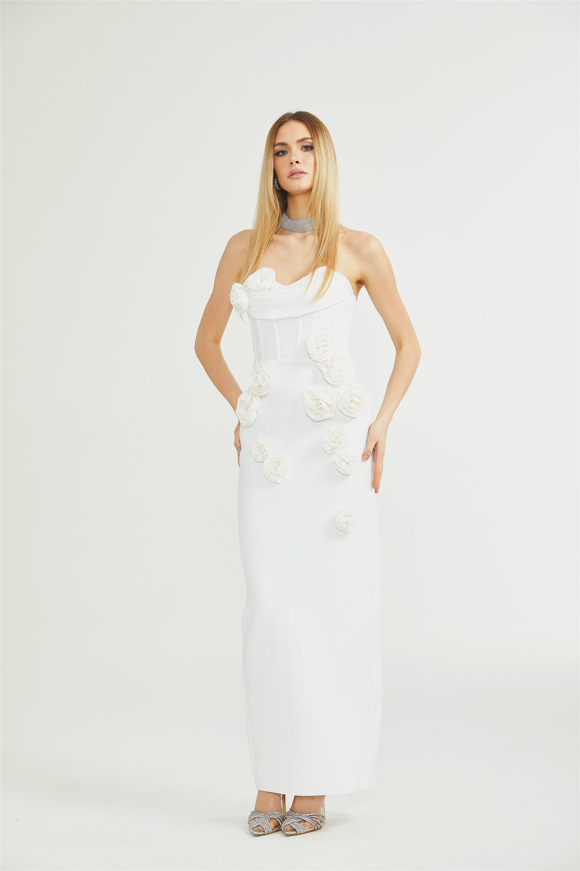 Olyssa Geneviève Omuzları Açık Çiçekli Elbise