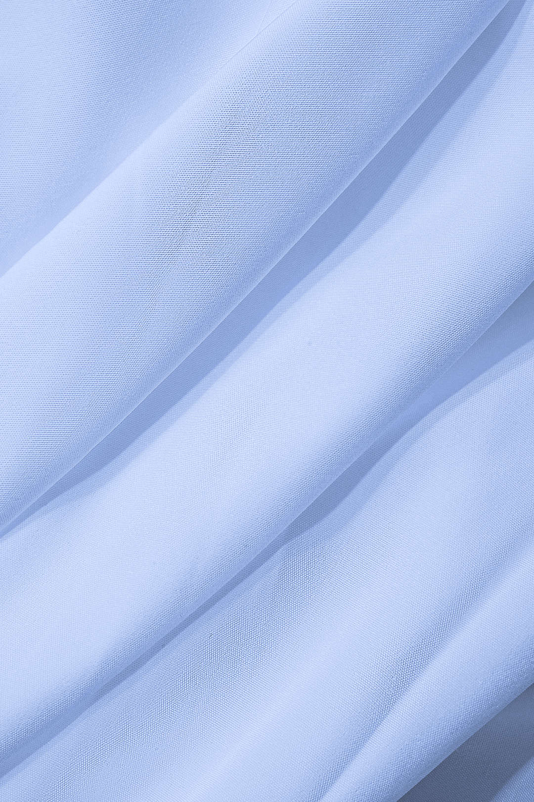 Yüksek Yaka Kesik Detaylı Pliseli Maksim Elbise