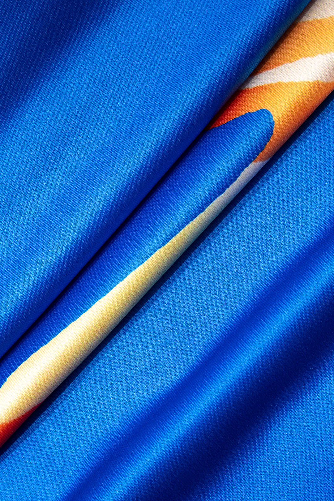 Güneşli Çiçek Desenli Askısız Midi Elbise