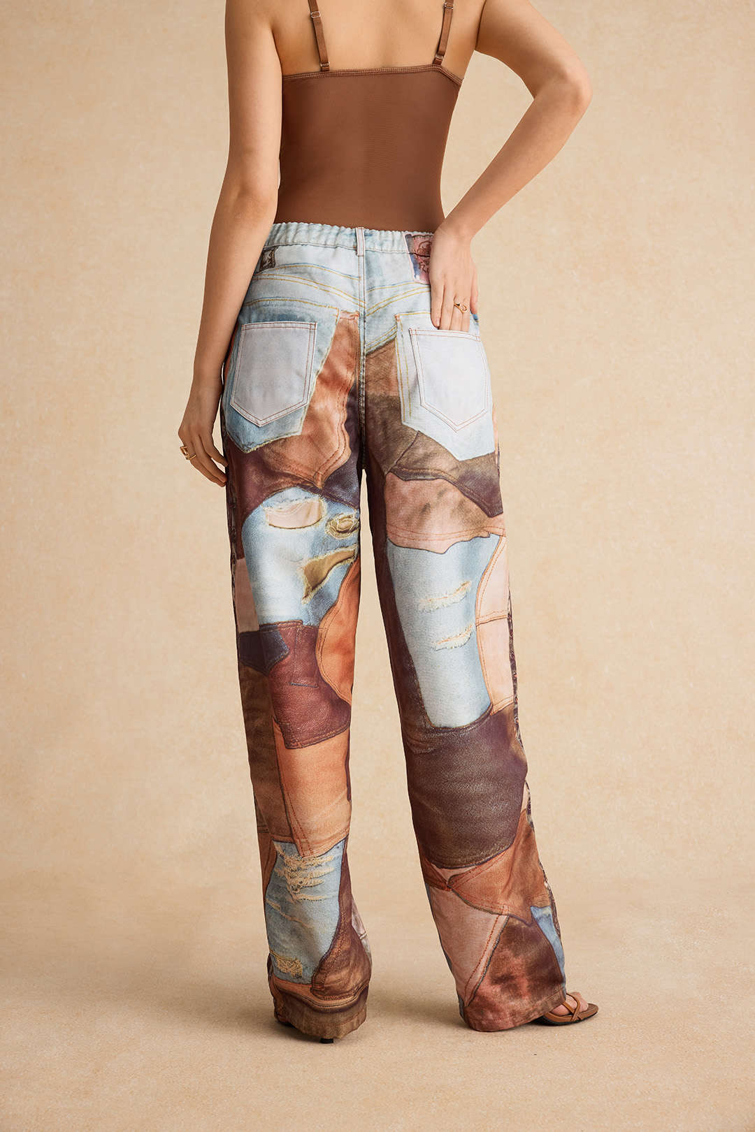 Renk Bloklu Düğmeli Geniş Paça Pantolon