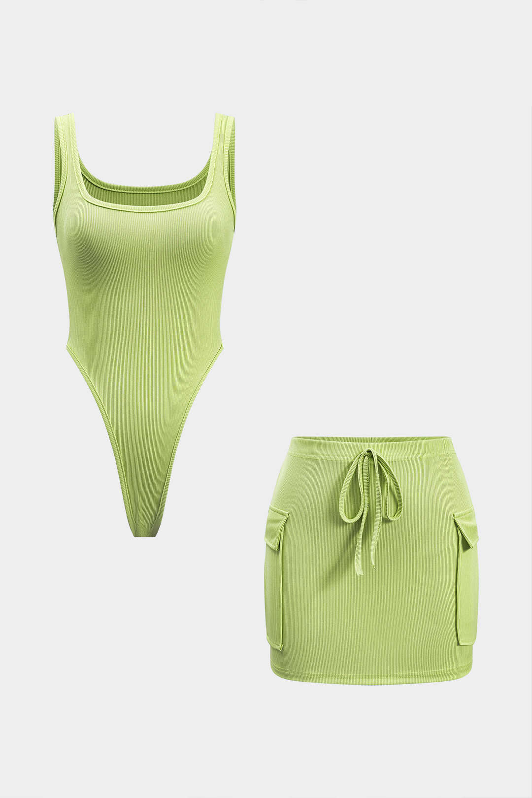 Kolsuz Bodysuit ve Bağlamalı Cep Etek Seti