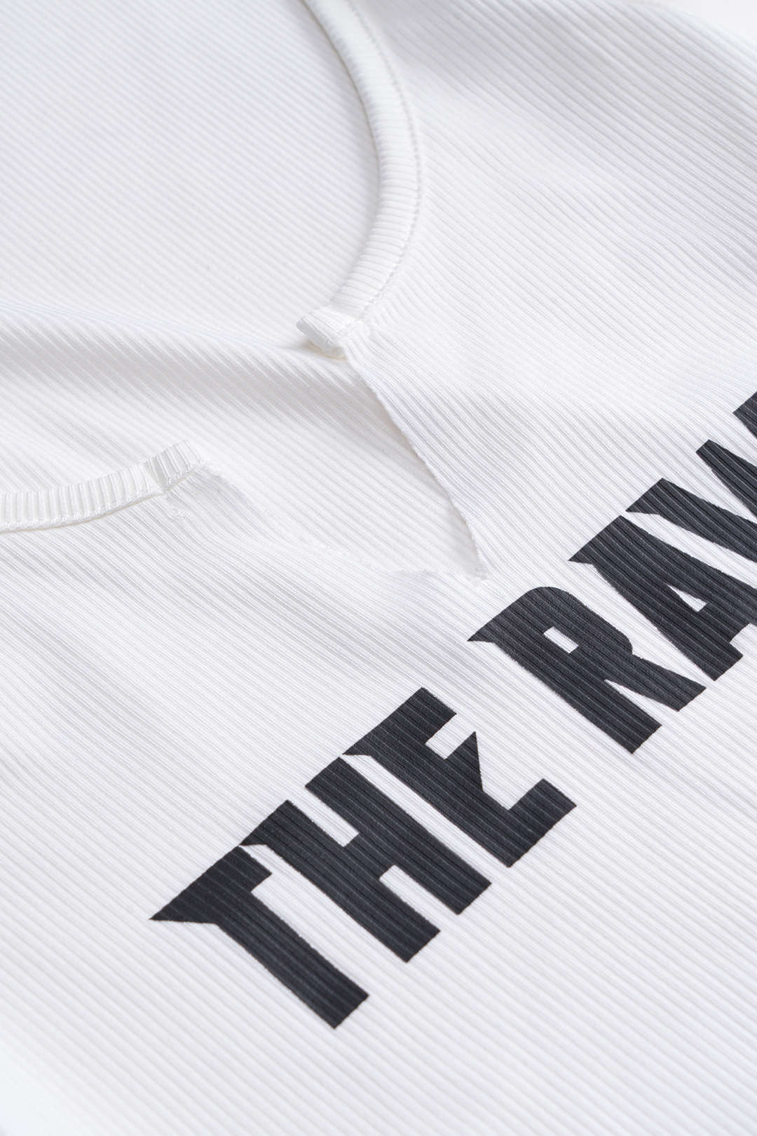 Yazı Baskılı Dokulu Askılı Bluz