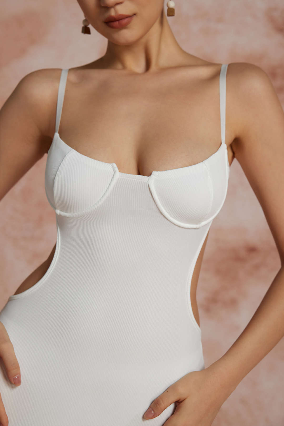 Kesik Sırtlı Bustiyer Kayık Elbise