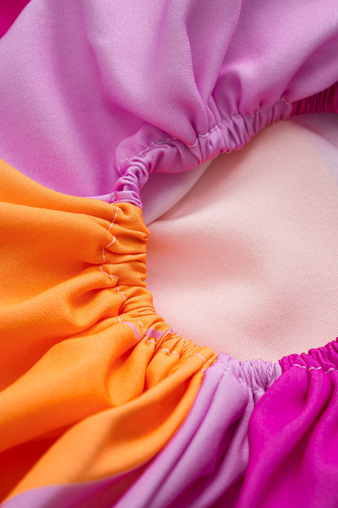 Abstrakt Baskı Fırfırlı Asimetrik Tek Omuz Uzun Kol Bluz ve Franjlı Etek Seti