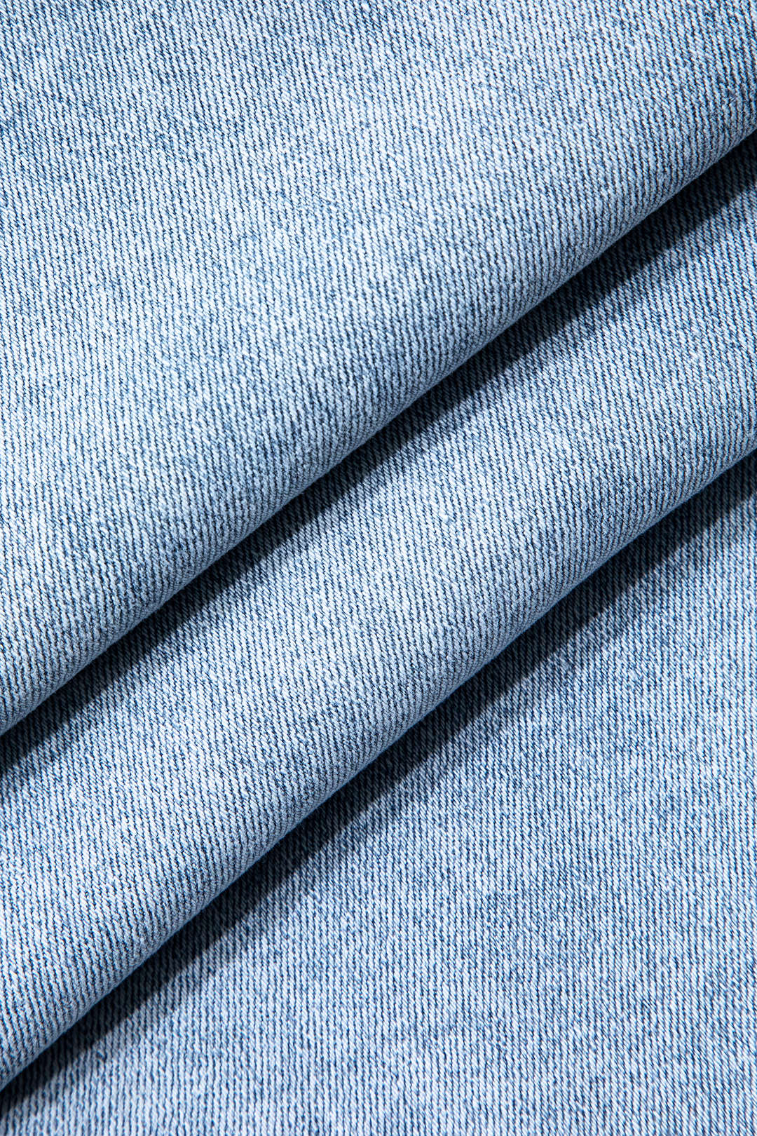 Taş İşlemeli Kesik Kesim Düz Paça Kot Pantolon