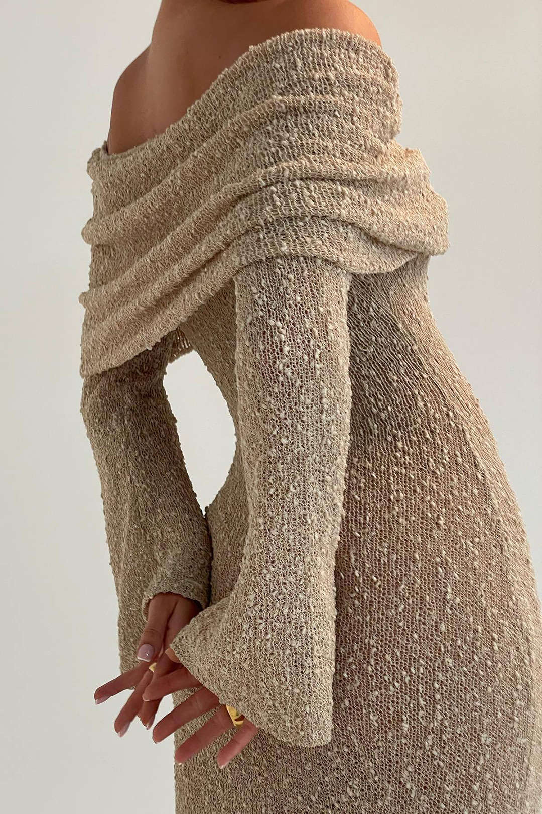 Asimetrik Omuz Açık Dantel Maxi Elbise