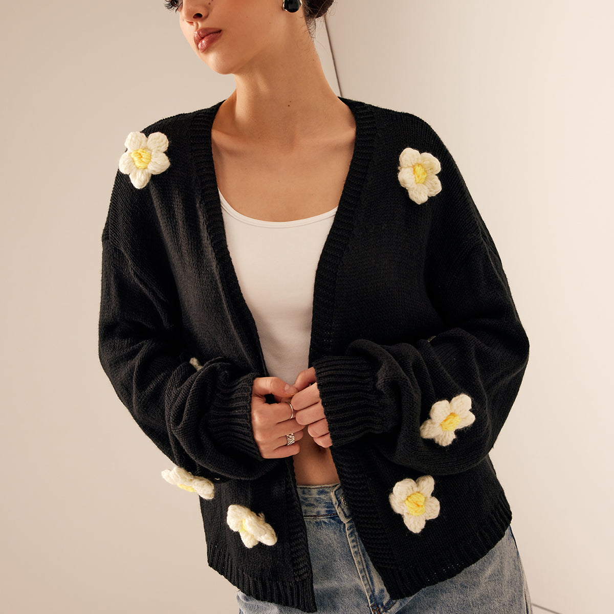 3D İşlemeli Çiçekli Fener Kol Hırka