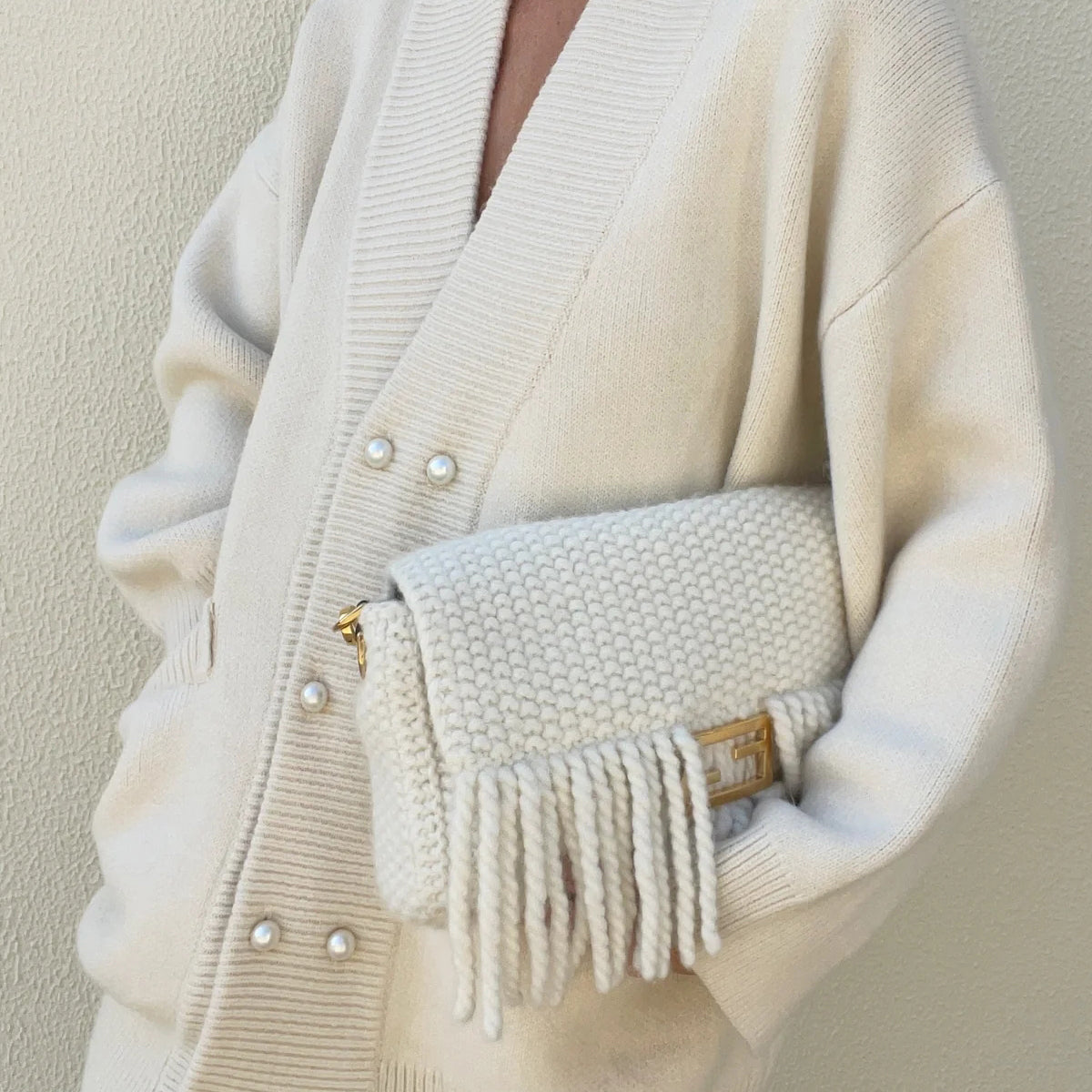 Zarif V Yaka Cepli Hırka