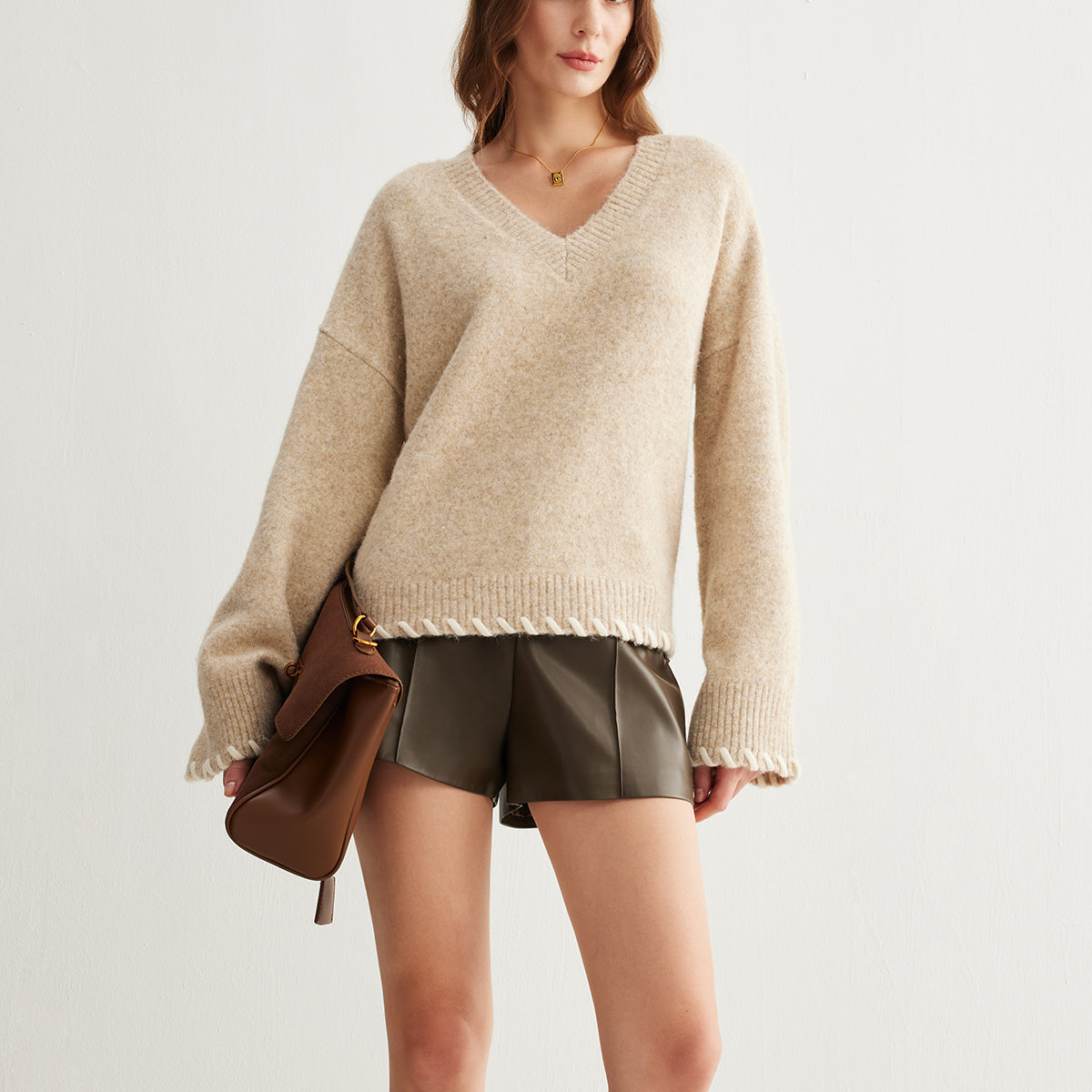 Yün Karışımlı İşlemeli Triko