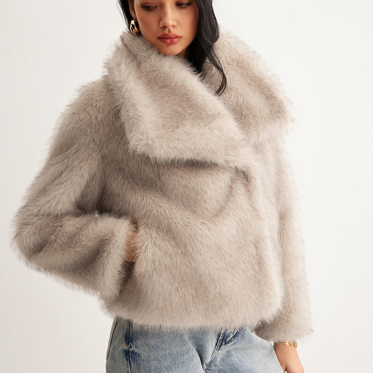 Gri Yumuşak Dokulu Kürk Ceket