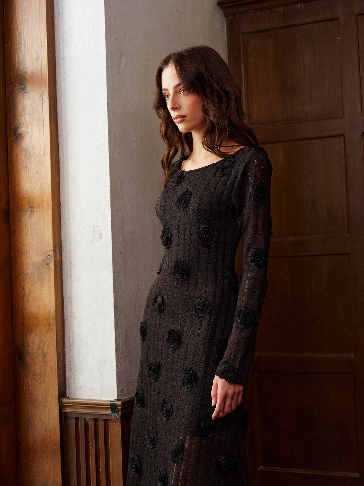 Büyüleyici 3D Çiçekli Uzun Kollu Abiye Elbise