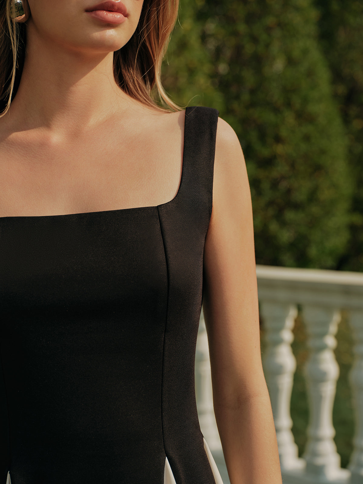 Olyssa Şık Kare Yaka Renk Bloklu Kolsuz Elbise