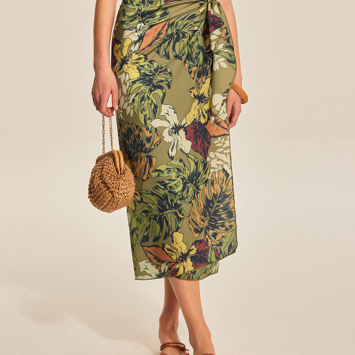 Şık Bağlama Detaylı Cazibeli Çiçek Desenli Sarma Etek