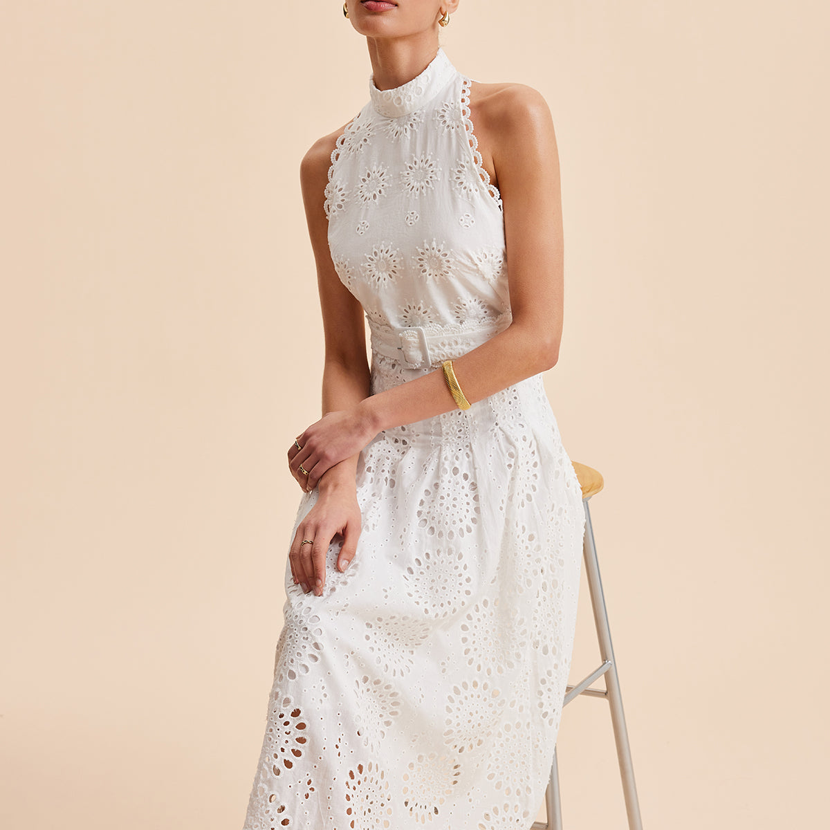 Dantel Göz Detaylı ve Kemerli Şık A-Line Abiye Elbise