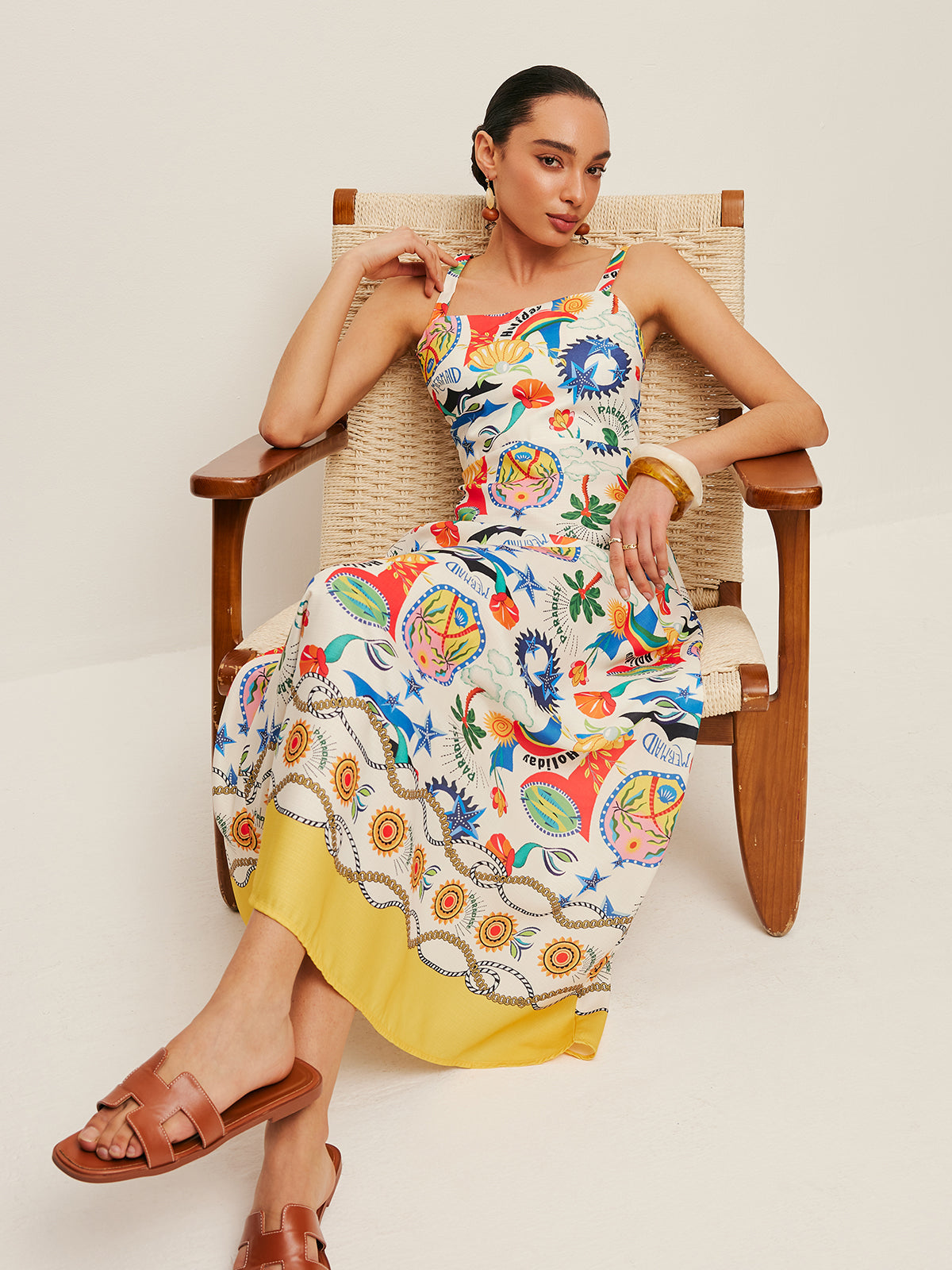 Canlı Desenli Askılı Elbise