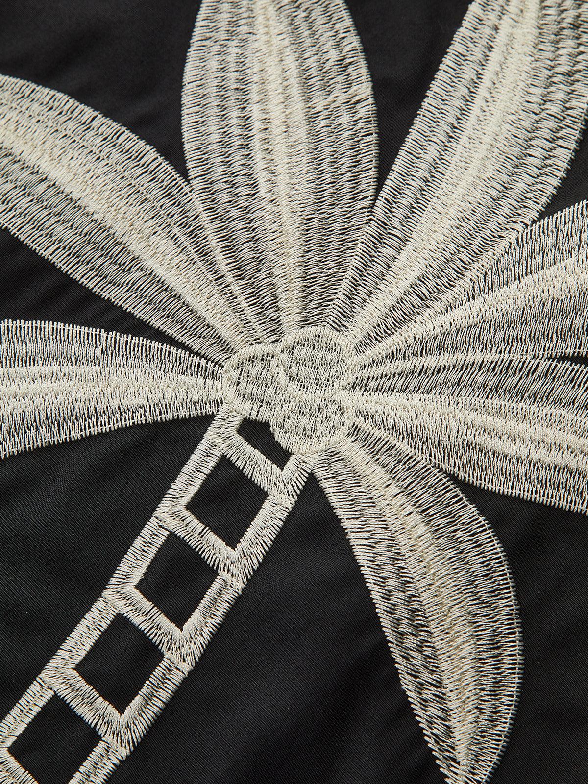 Şık İşlemeli Yüksek Bel Geniş Paça Pantolonlar