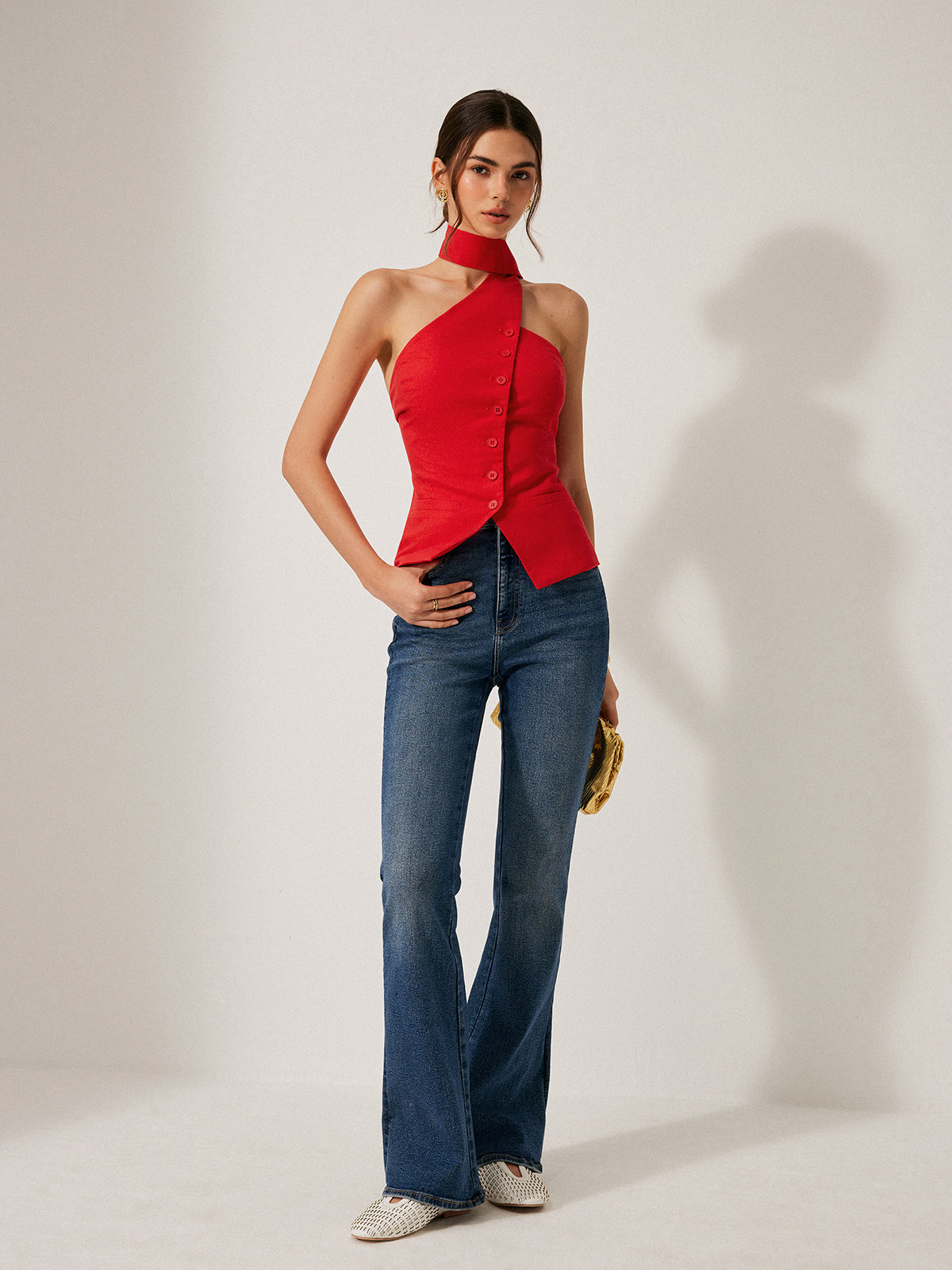 Pamuk ve Keten Askılı Bluz Dekoratif Cep Detayları ile