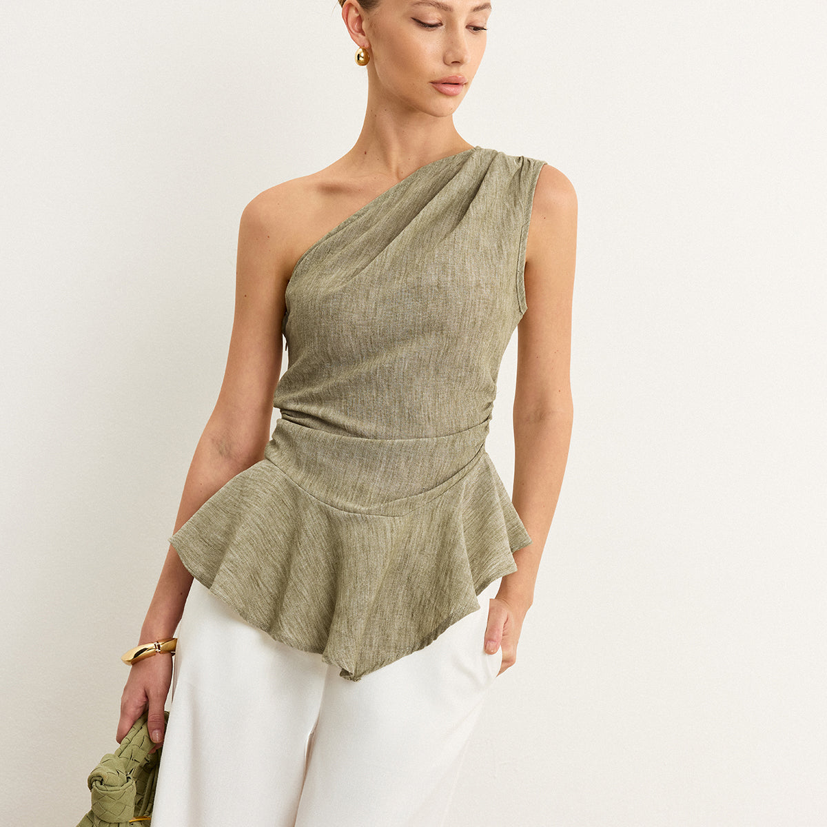 Fırfır Etekli Asimetrik Tek Omuzlu Üst