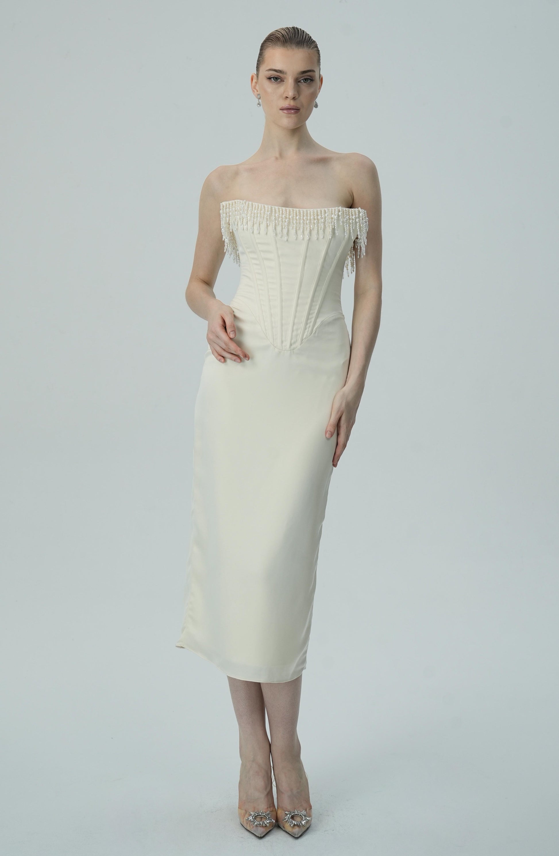 Olyssa İnci Saçaklı Fildişi Omuzları Açık Midi Elbise