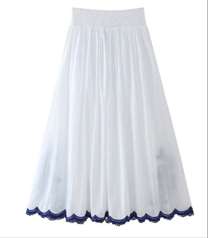 İşlemeli Dantel Kenar Etek