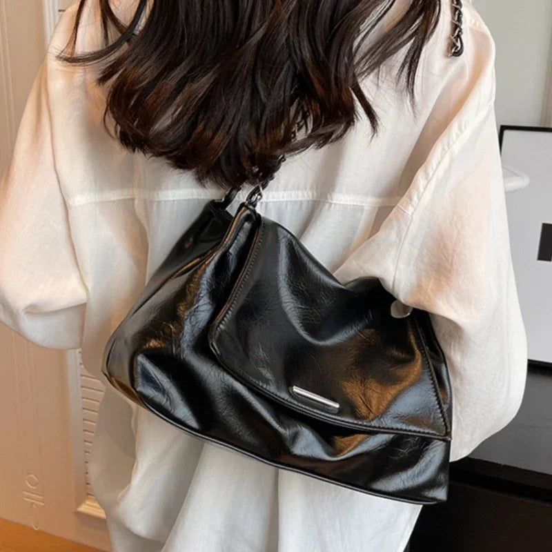 Luna Chain Tote Çanta