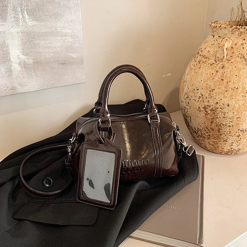 Retro Tarz Çapraz Askılı Bucket ve Tote Model Çanta