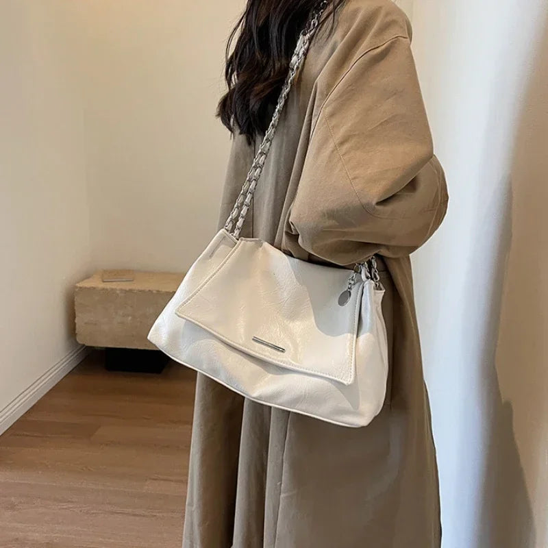 Luna Chain Tote Çanta