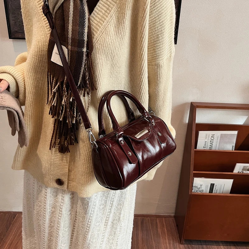 Bordo Mini Üst Saplı Kadın Çantası