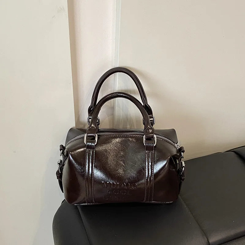 Retro Tarz Çapraz Askılı Bucket ve Tote Model Çanta