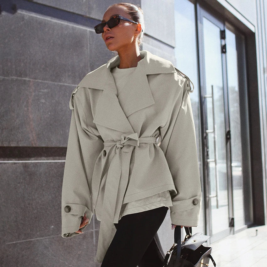 Kemer Detaylı Oversize Trençkot Ceket