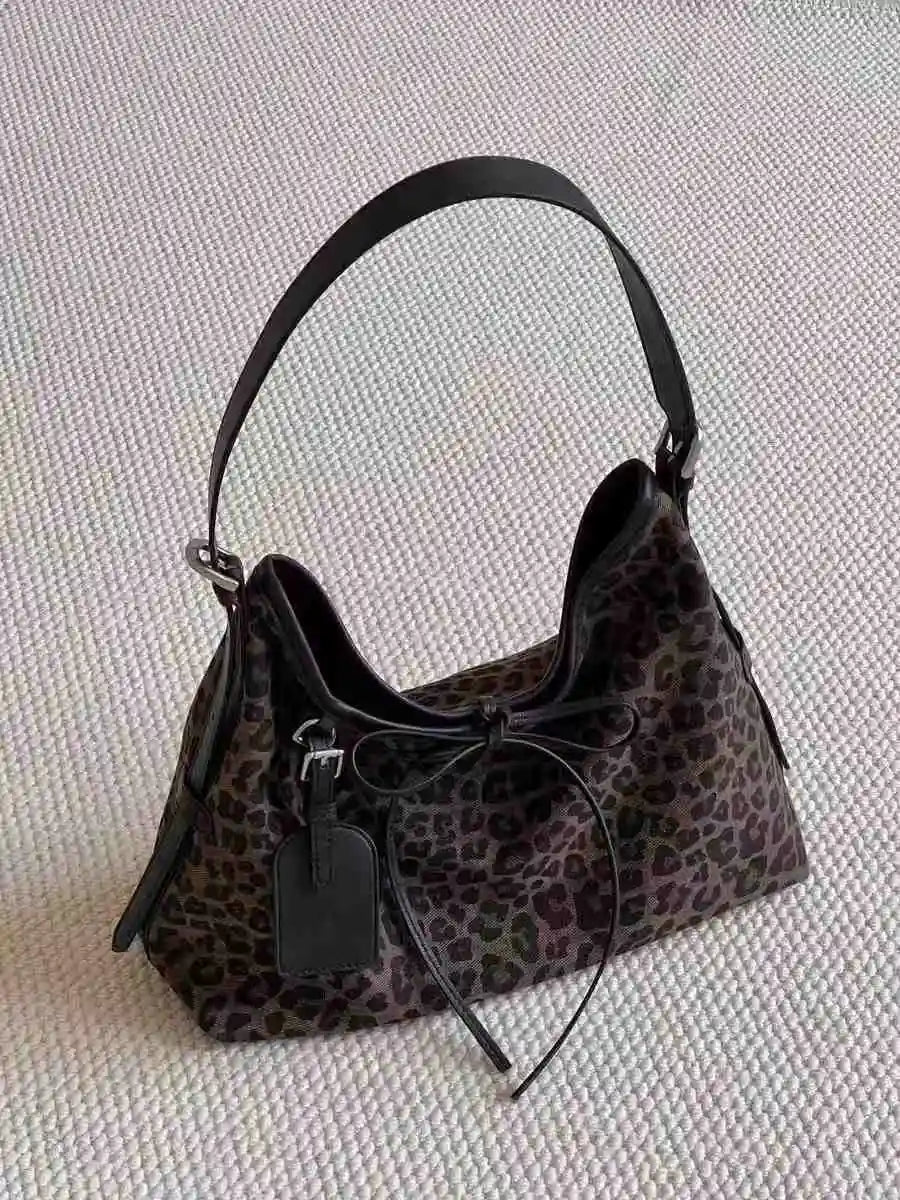 Leopar Desenli Omuz Çantası