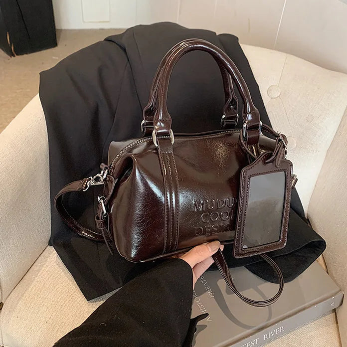 Retro Tarz Çapraz Askılı Bucket ve Tote Model Çanta