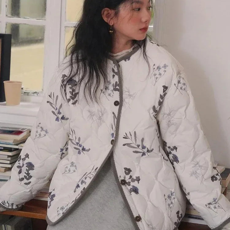 Çiçek Desenli Kapitone Ceket