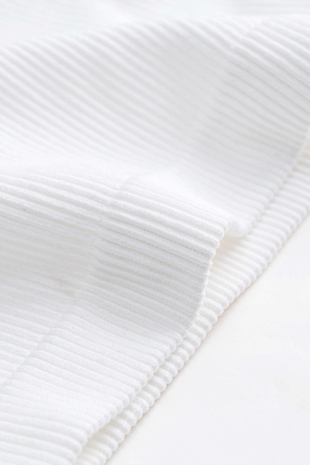 Düz Dokulu Askılı Üst