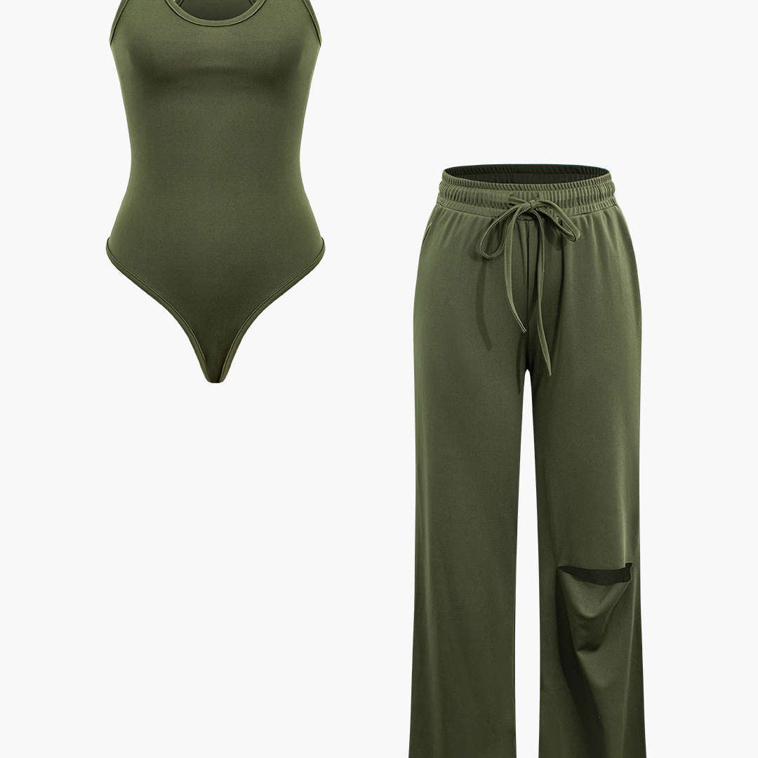 Basic Yuvarlak Yaka Kolsuz Bodysuit Ve Yırtık Bağcıklı Düz Paça Pantolon Seti