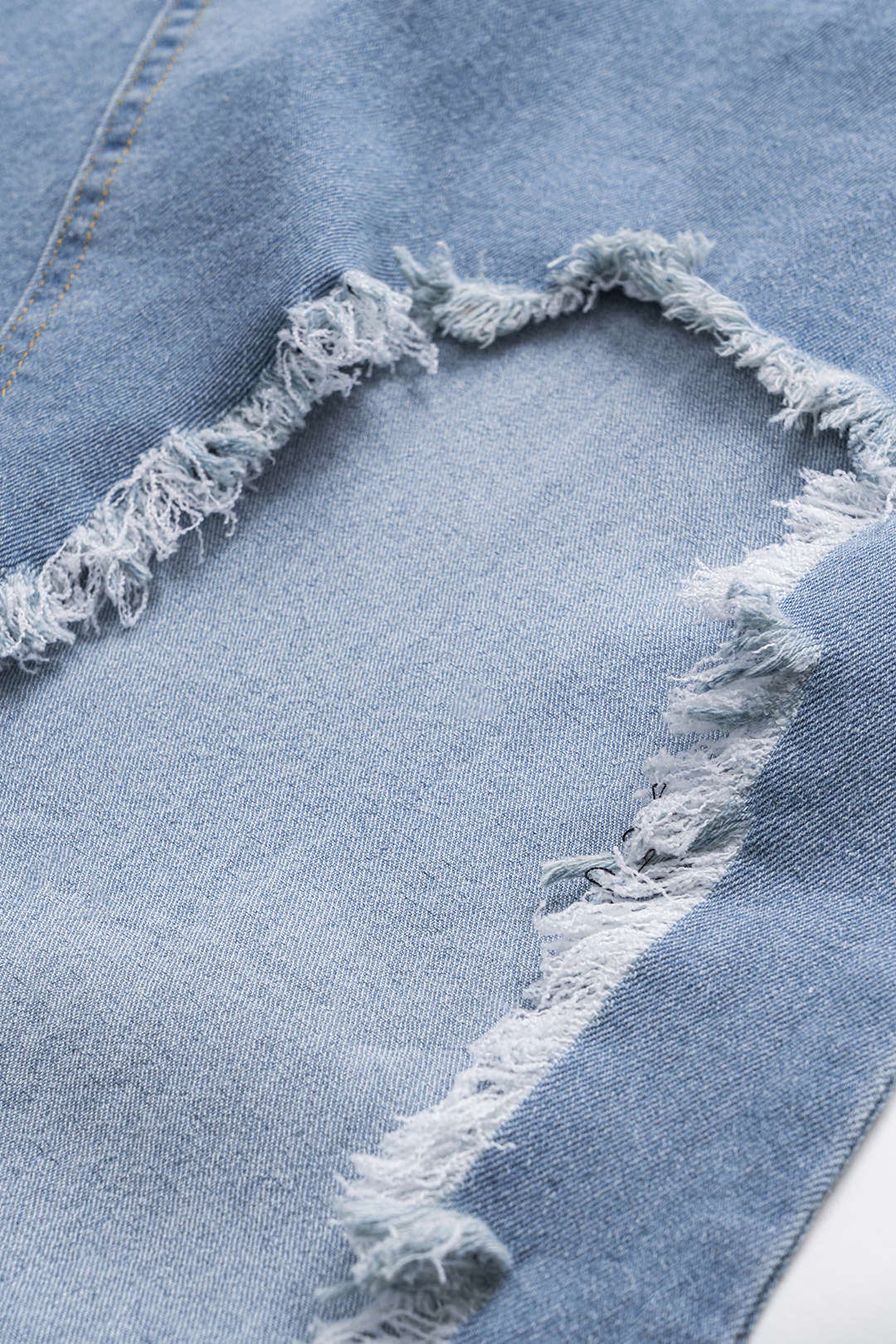 Büzgülü Tek Omuz Asimetrik Çekme Üst ve Denim Yıkanmış Düğme Cepli Yarık Etek Seti