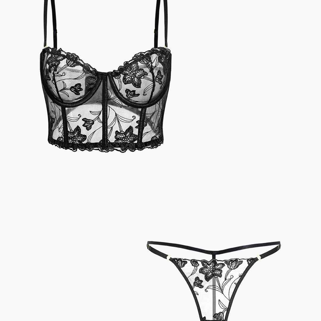 Çiçek Nakışlı Şeffaf Askılı Üst ve Külot Takımı