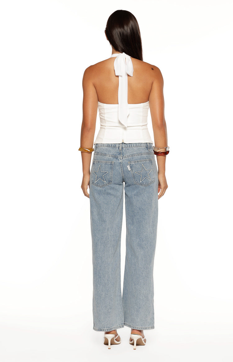 Beyaz Korse Bağlamalı Boyun Üstü