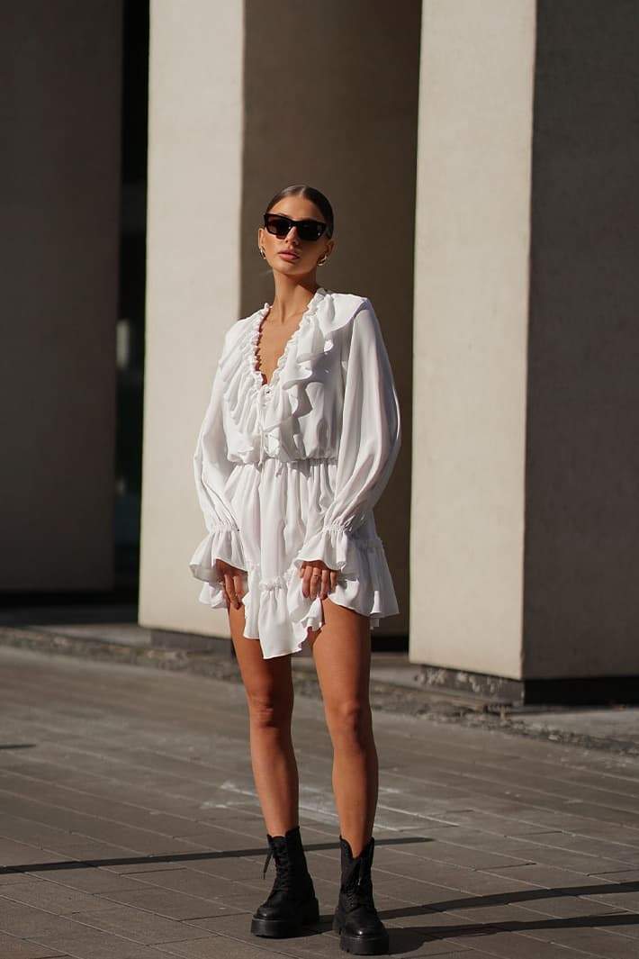 Olyssa Sharon V Yaka Volanlı Mini Elbise