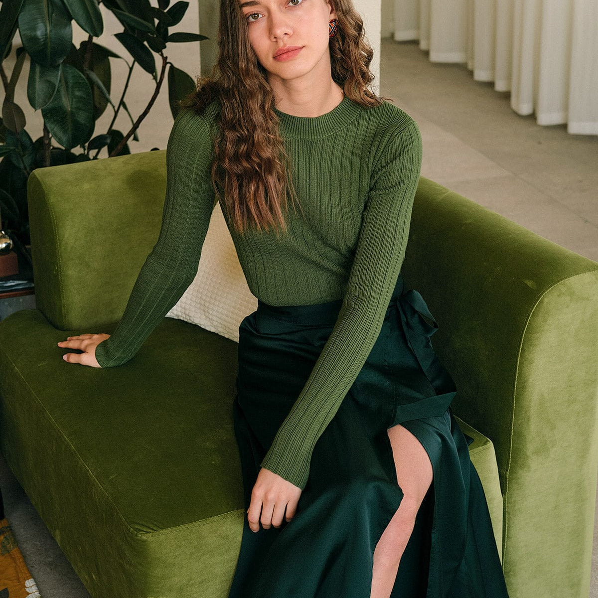 Yuvarlak Yaka Nervürlü Triko Kazak